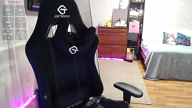 Snapshot of Little_Soph chatting on March 2025 03:51:01 AM Little Soph online show from March 2025 03:51:01 AM