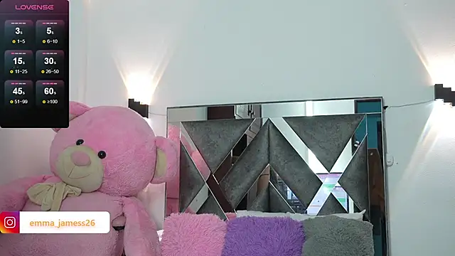 Emma jamess online show from September 2025 03:41:01 AM