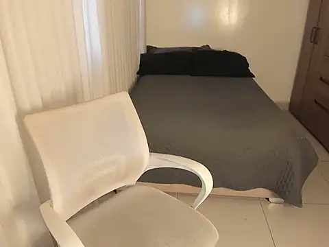 kiaraowen online show from June 2026 10:37:01 PM