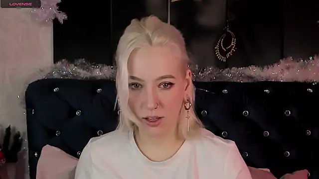 RachelCart online show from January 2025 03:49:02 AM