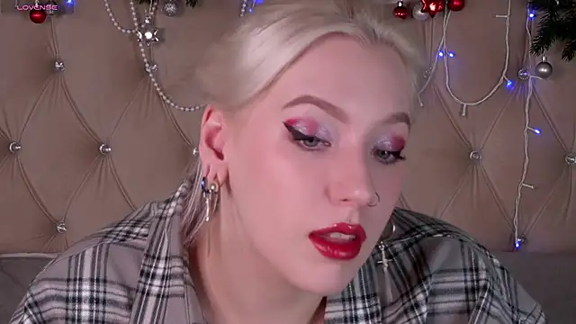 RachelCart online show from January 2025 04:12:01 AM