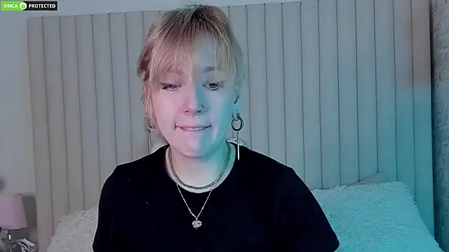 RachelCart online show from November 2025 03:05:02 AM