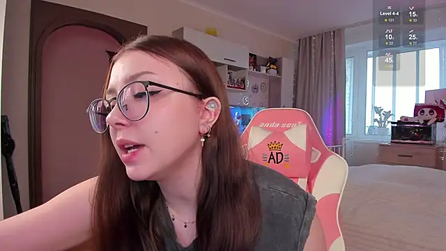 elisejays online show from February 2025 09:54:01 AM