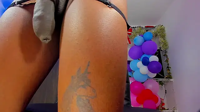 Snapshot of SharonGrowing chatting on January 2025 11:41:01 PM SharonGrowing online show from January 2025 11:41:01 PM