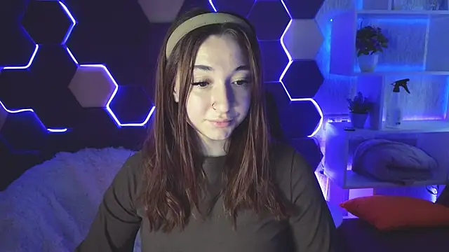 YasmineWest online show from December 2024 04:20:02 AM