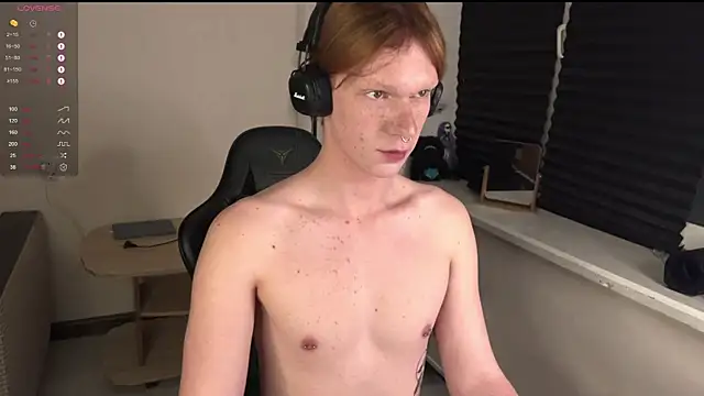 carthylovvve online show from December 2025 02:47:01 PM