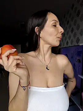 samilux5 online show from December 2024 07:32:02 PM