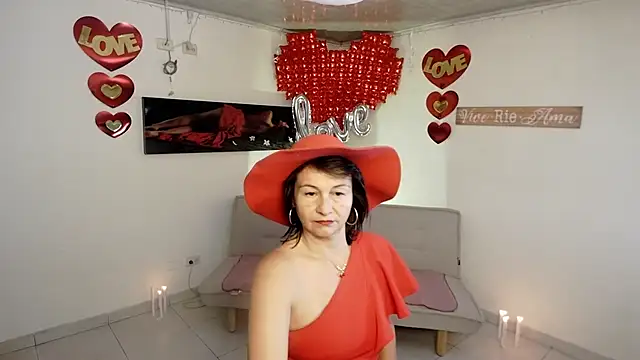 lollita 23  online show from February 2026 09:11:02 PM