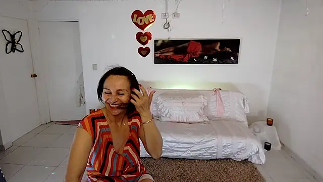 Snapshot of lollita_23_ chatting on April 2026 08:33:02 PM lollita 23 online show from April 2026 08:33:02 PM