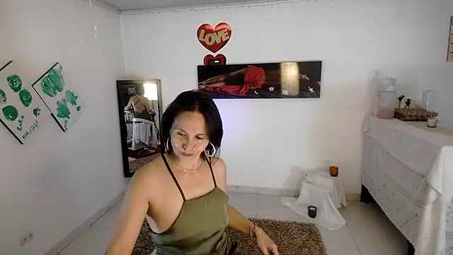 Snapshot of lollita_23_ chatting on May 2026 08:16:01 PM lollita 23 online show from May 2026 08:16:01 PM
