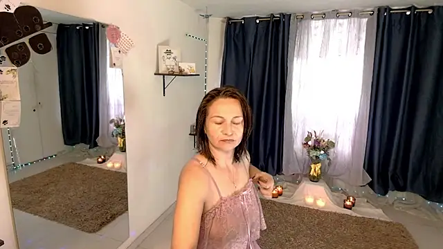 lollita 23  online show from July 2026 08:04:02 PM