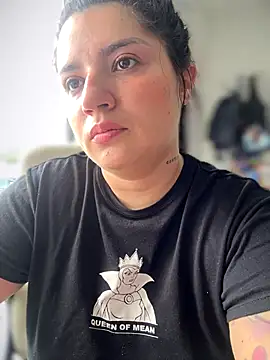 horny roomiess online show from September 2025 04:08:01 PM