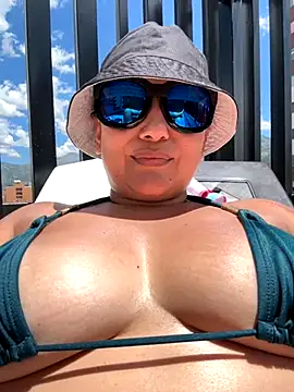 Victoria-Harper online show from September 2025 06:00:01 PM