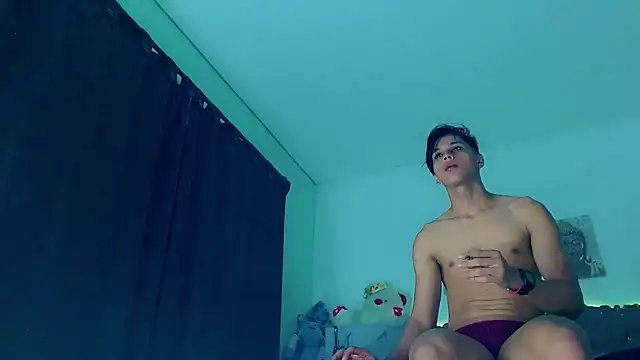 Liamscott  online show from February 2026 02:19:02 AM