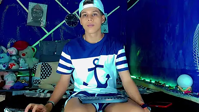 Liamscott  online show from June 2026 08:07:02 PM