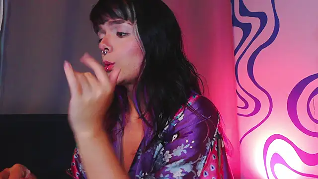 Snapshot of purple_em69 chatting on October 2025 03:23:02 AM purple em69 online show from October 2025 03:23:02 AM