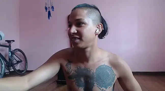 CoreAlejito online show from December 2024 03:00:02 PM