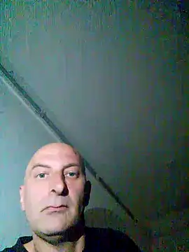 Snapshot of tinybear79 chatting on October 2025 11:51:02 PM tinybear79 online show from October 2025 11:51:02 PM