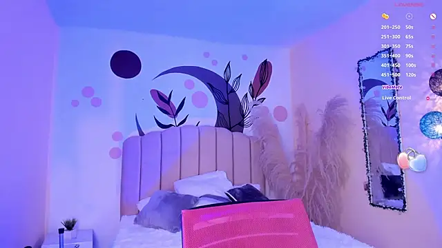 katherin smith  online show from February 2025 09:40:01 PM