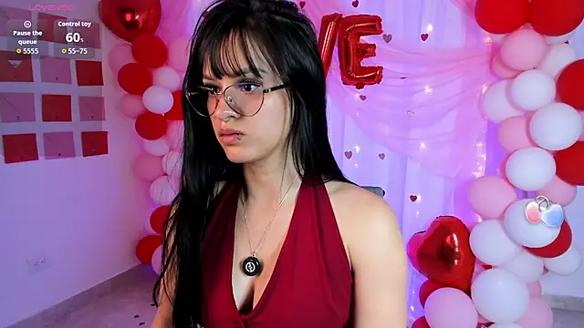 katherin smith  online show from February 2026 01:02:02 AM