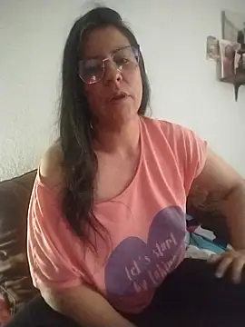 Snapshot of LucifernandaSw chatting on February 2025 11:44:02 AM LucifernandaSw online show from February 2025 11:44:02 AM