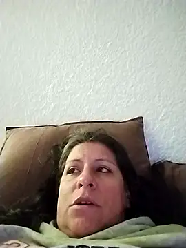 LucifernandaSw online show from May 2026 10:44:02 AM