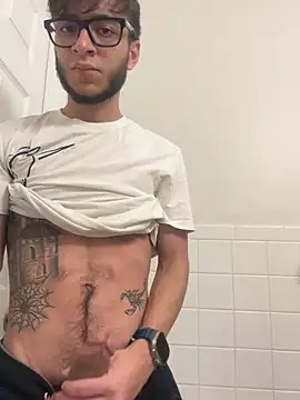 Snapshot of alejdrip chatting on January 2025 07:43:01 AM alejdrip online show from January 2025 07:43:01 AM