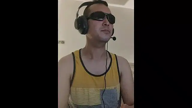 Yeye25199 online show from March 2025 09:42:01 AM