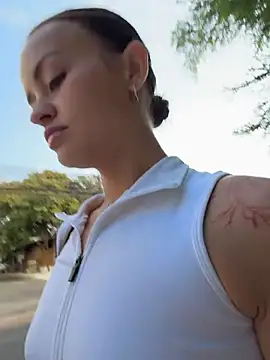 AngelinaTeller online show from April 2026 01:00:01 AM