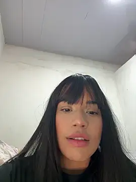 Snapshot of GoddessBrunette chatting on October 2025 08:04:02 PM GoddessBrunette online show from October 2025 08:04:02 PM