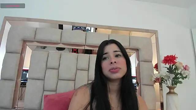 emma castilloo online show from February 2025 12:39:01 PM