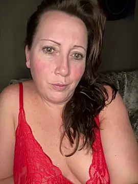 xsexycurvymilf online show from February 2025 09:04:01 PM