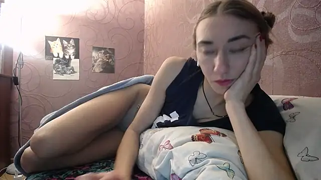 Snapshot of Fire__Foxx chatting on December 2024 12:27:02 PM Fire Foxx online show from December 2024 12:27:02 PM