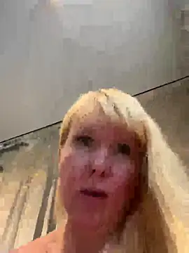 EmmaInLove23 online show from November 2025 08:08:02 AM