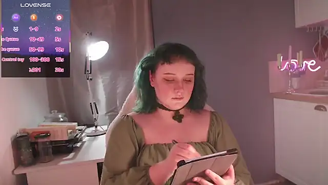 Snapshot of Horny_Spell chatting on November 2025 11:43:01 PM Horny Spell online show from November 2025 11:43:01 PM