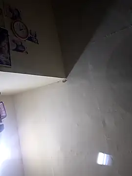 Snapshot of _Redwine_ chatting on September 2025 05:14:02 PM Redwine online show from September 2025 05:14:02 PM