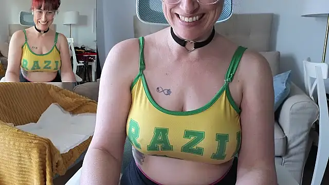 emmita69  online show from March 2026 11:25:02 AM