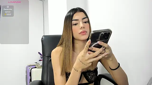 Snapshot of MerySummer chatting on February 2025 05:29:02 PM MerySummer online show from February 2025 05:29:02 PM