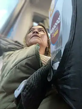 Snapshot of Jlo_69 chatting on March 2025 11:23:01 PM Jlo 69 online show from March 2025 11:23:01 PM