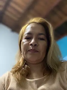 Snapshot of Jlo_69 chatting on September 2025 03:41:02 AM Jlo 69 online show from September 2025 03:41:02 AM