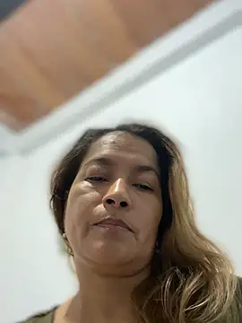 Snapshot of Jlo_69 chatting on May 2026 01:47:02 AM Jlo 69 online show from May 2026 01:47:02 AM