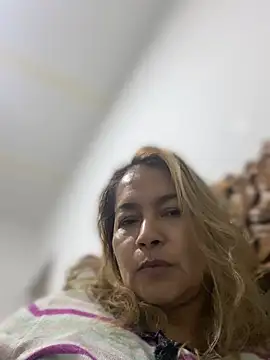 Snapshot of Jlo_69 chatting on July 2026 04:04:01 AM Jlo 69 online show from July 2026 04:04:01 AM