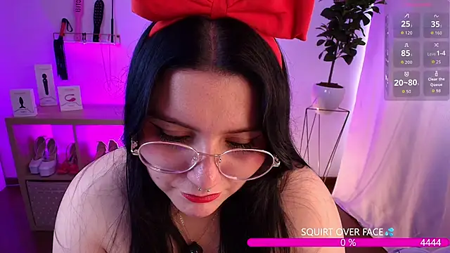 catha cat online show from February 2026 05:07:02 PM