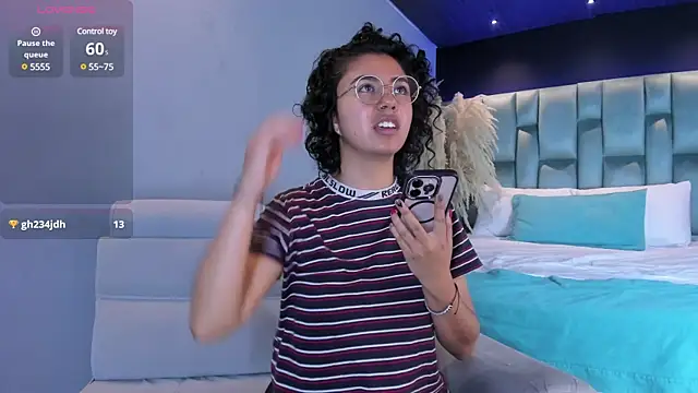 Amareto  online show from February 2025 02:02:01 PM