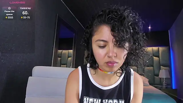 Amareto  online show from March 2025 10:34:02 AM