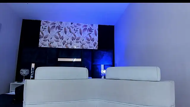 Amareto  online show from May 2026 12:32:02 PM