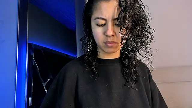 Amareto  online show from June 2026 11:57:01 AM