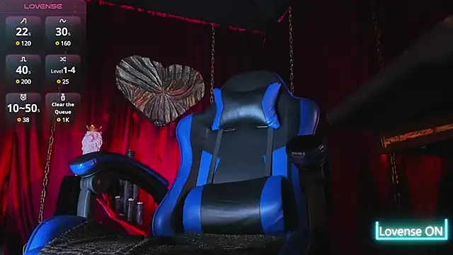 Snapshot of LatinMilk_ chatting on March 2025 09:47:02 AM LatinMilk online show from March 2025 09:47:02 AM