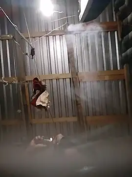 Snapshot of Moreno1813 chatting on November 2025 06:02:02 AM Moreno1813 online show from November 2025 06:02:02 AM