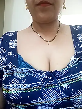 Hot-Shivani online show from May 2026 07:21:02 PM